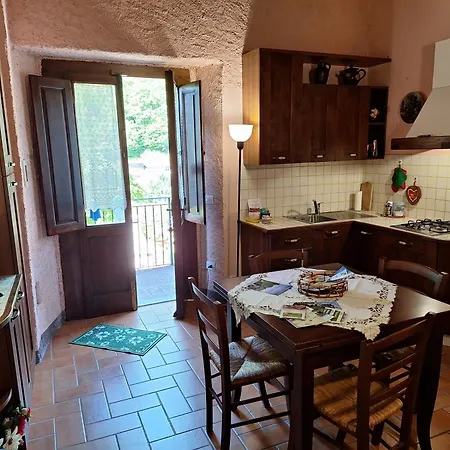 Agriturismo Ristoro Del Cavaliere Feriehus Piazza al Serchio
